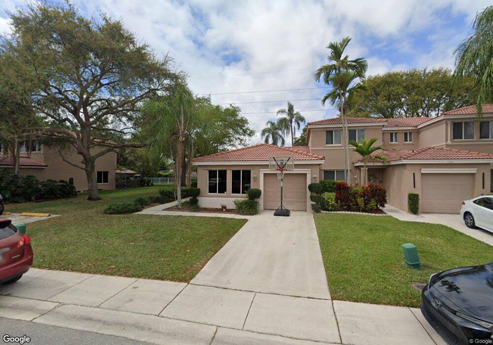 1533 W Harmony Lake Cir unit 11, Davie, FL 33324 - photo 1