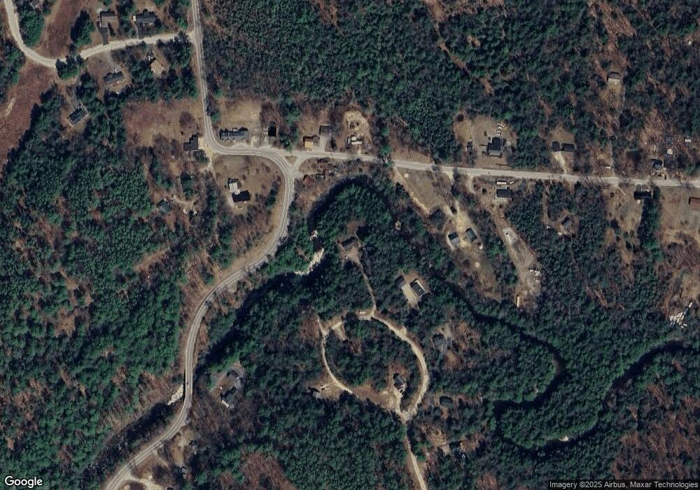 46 Sutters Cir, Campton, NH 03223 - photo 1