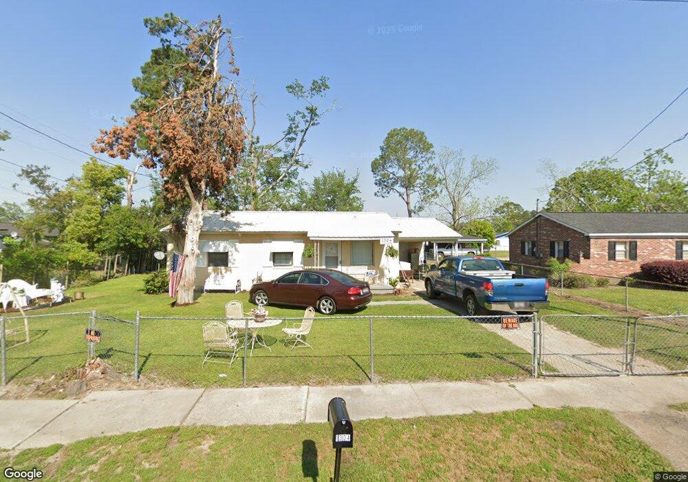 1304 Pearl Ave S, Douglas, GA 31533 - photo 1