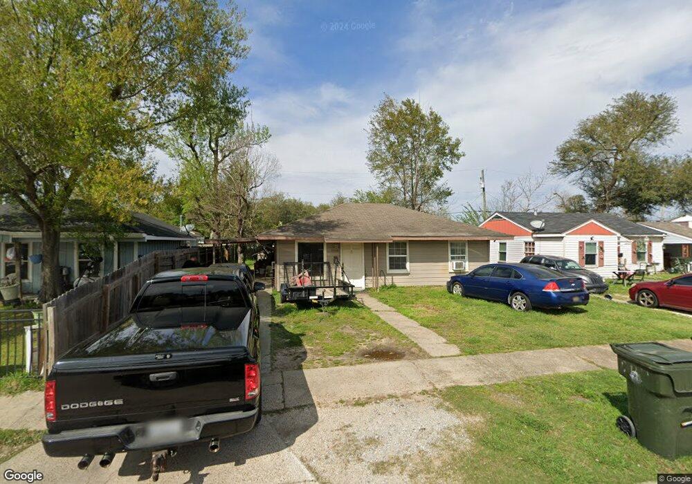 2405 11th St, Lake Charles, LA 70601 - photo 1