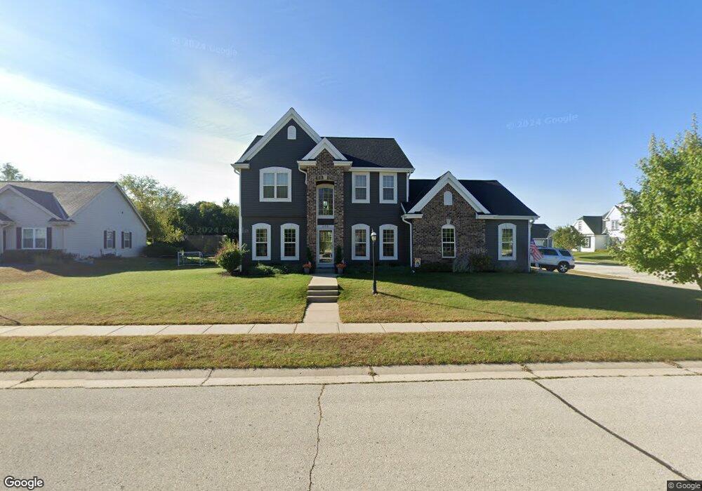 265 Ridgeway Path, Oconomowoc, WI 53066 - photo 1