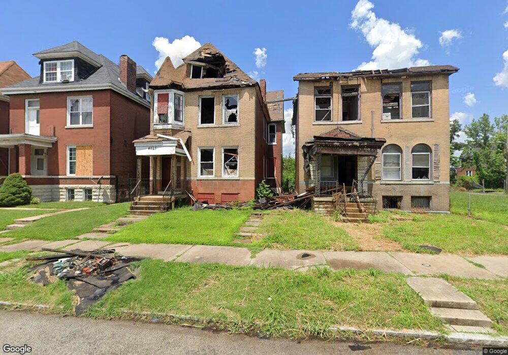 4557 Red Bud Ave, Saint Louis, MO 63115 - photo 1