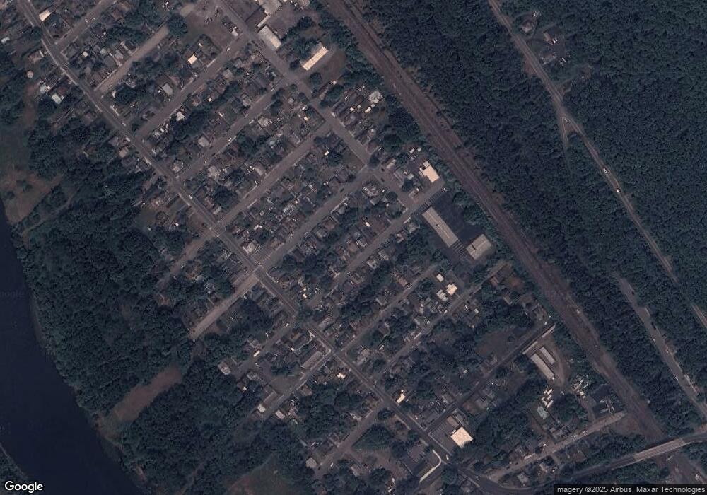 24 Mechanic St, Port Jervis, NY 12771 - photo 1