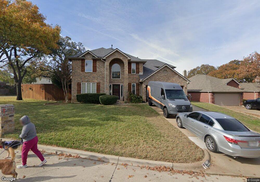 7901 Whispering Woods Ln, North Richland Hills, TX 76182 - photo 1