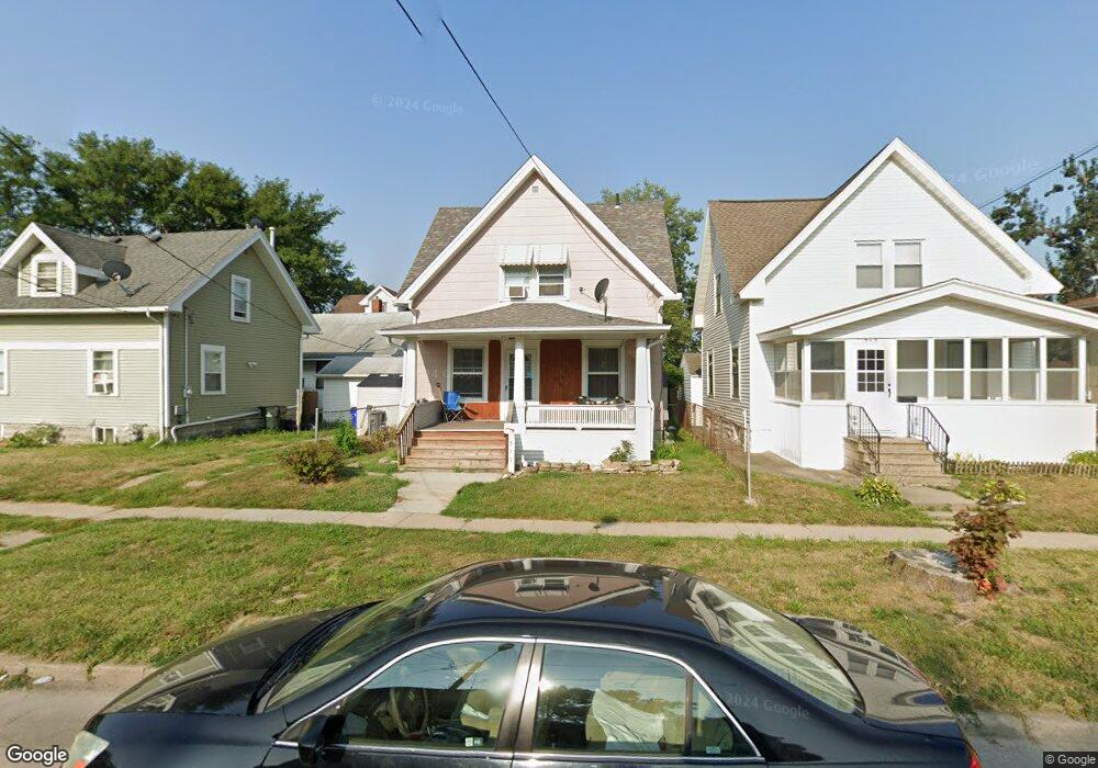 517 16th St SE, Cedar Rapids, IA 52403 - photo 1