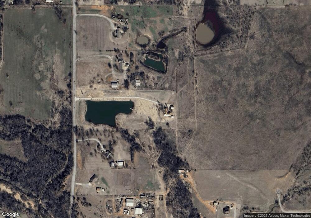 668 SW Crater Creek Rd, Cache, OK 73527 - photo 1