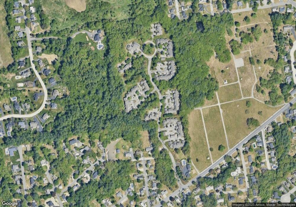 2 Brigadoon Ln, Bedford, NH 03110 - photo 1