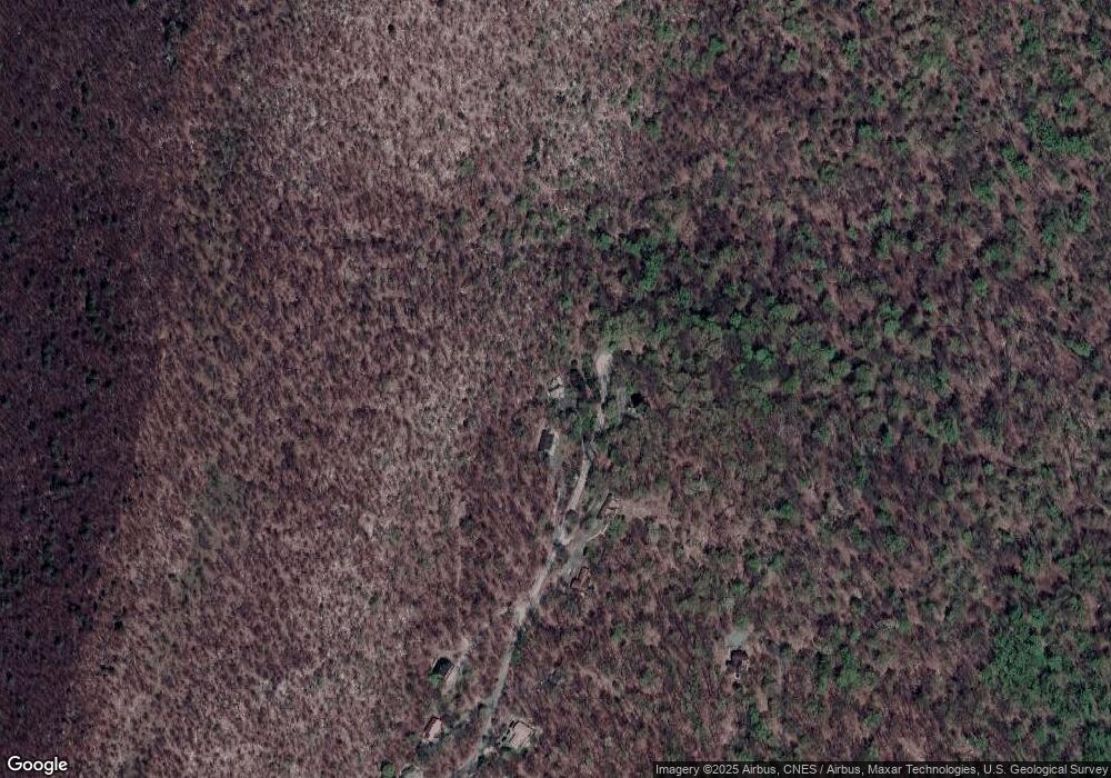 619 Bobcat Dr, Berkeley Springs, WV 25411 - photo 1