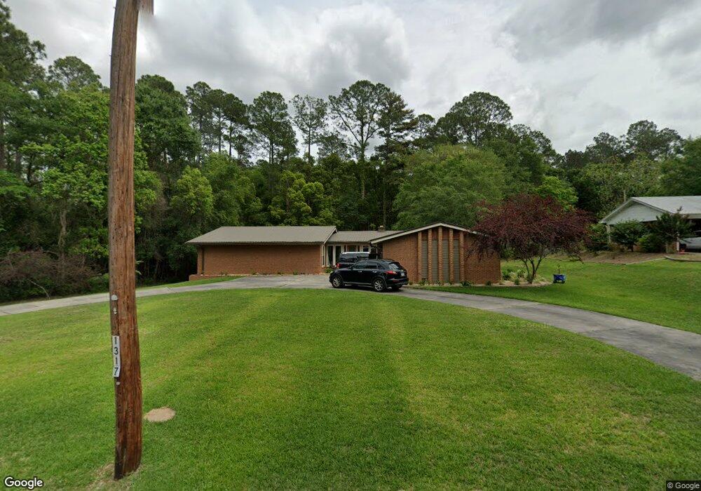 1317 4th St SW, Moultrie, GA 31768 - photo 1