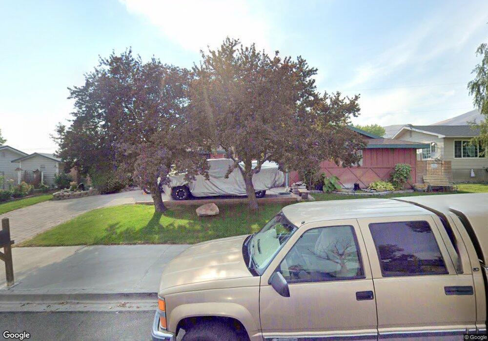 421 Ida Ave, Winnemucca, NV 89445 - photo 1