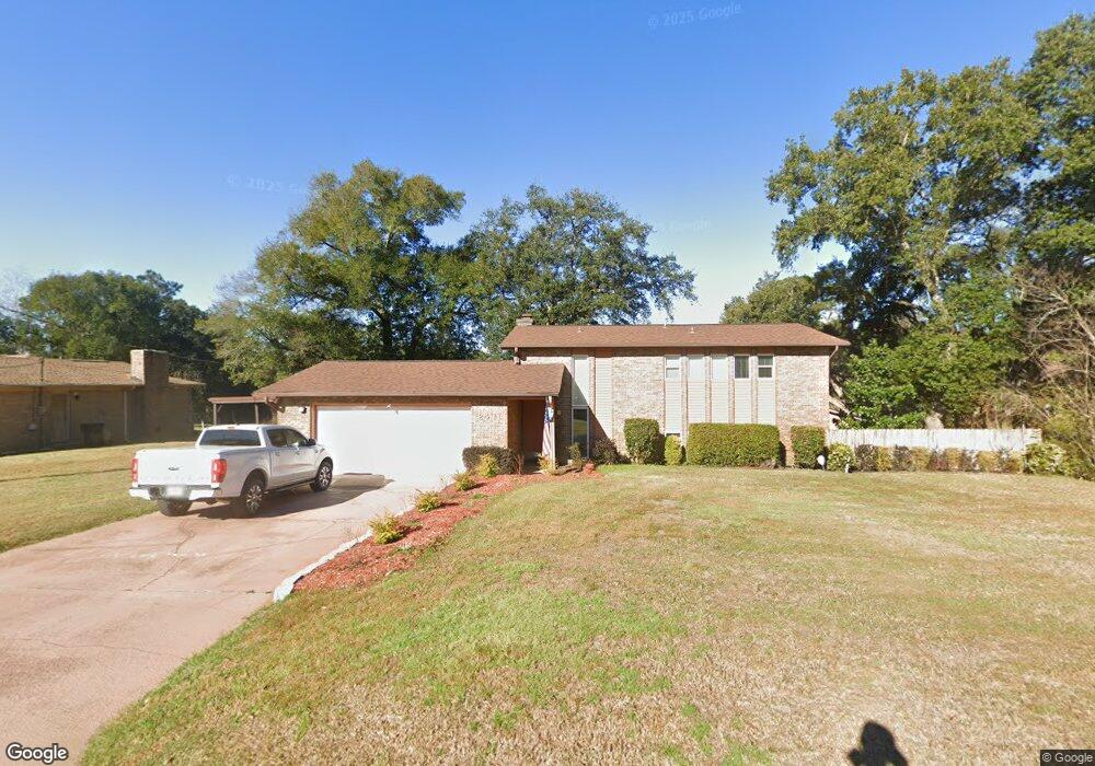 2411 Franciscan Dr, Pensacola, FL 32526 - photo 1