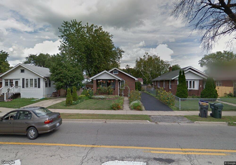 119 S Lewis Ave, Waukegan, IL 60085 - photo 1