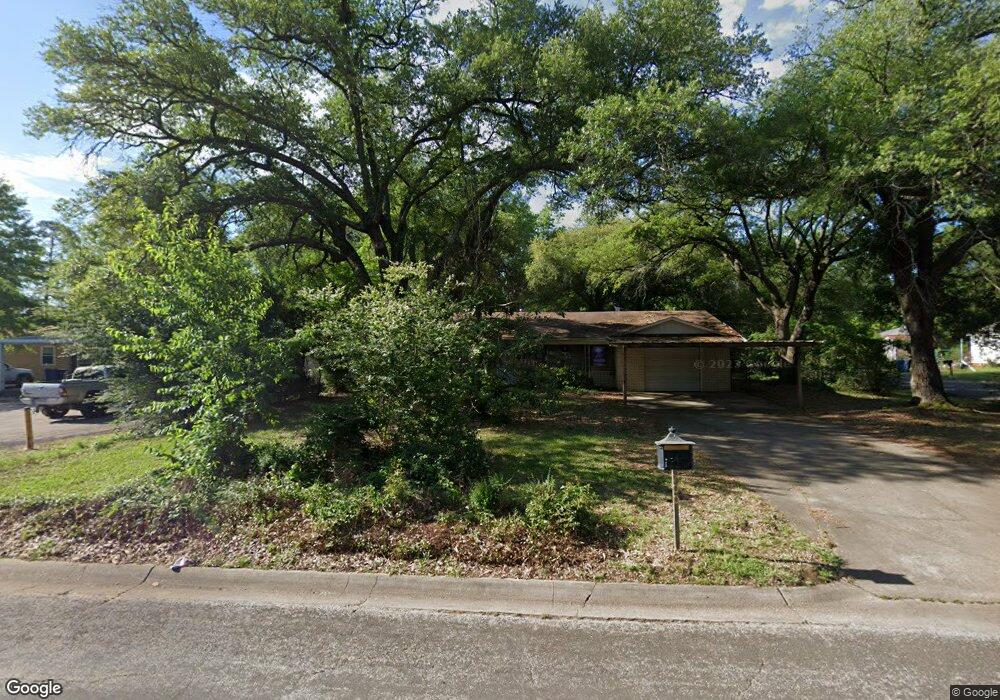 700 Peterson Rd, Kilgore, TX 75662 - photo 1