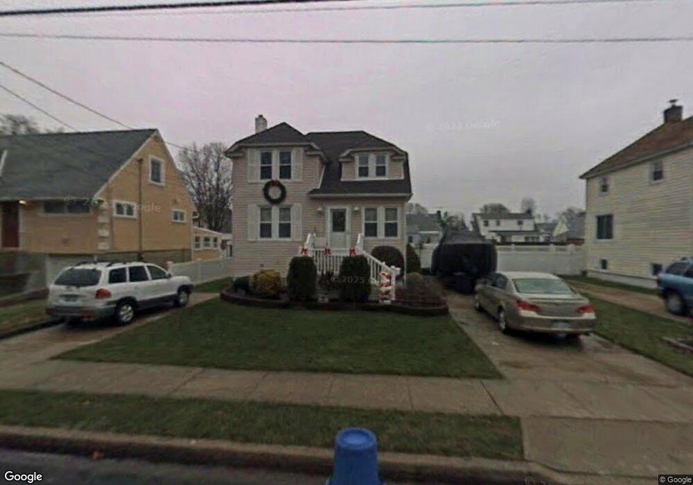 99 S Bay Ave, Freeport, NY 11520 - photo 1