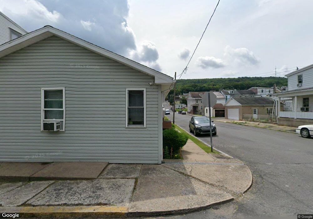 1438 Market St, Ashland, PA 17921 - photo 1