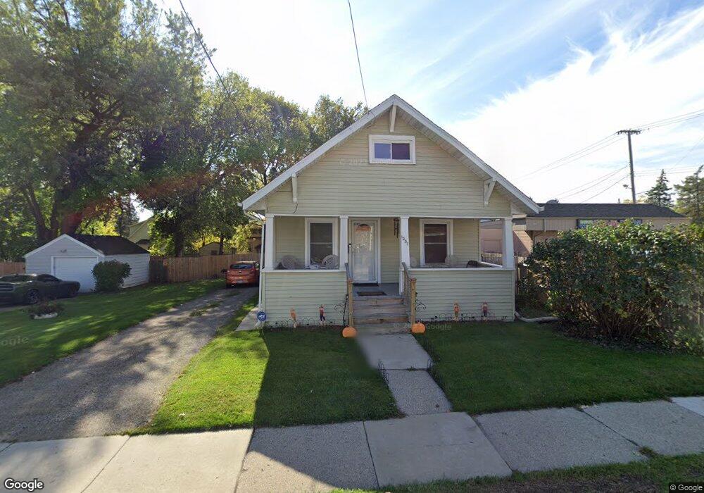 1037 W Mount Hope Ave, Lansing, MI 48910 - photo 1