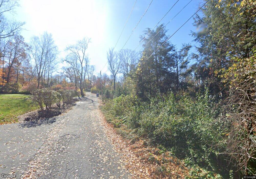 10 N Beech Tree Rd, Brookfield, CT 06804 - photo 1