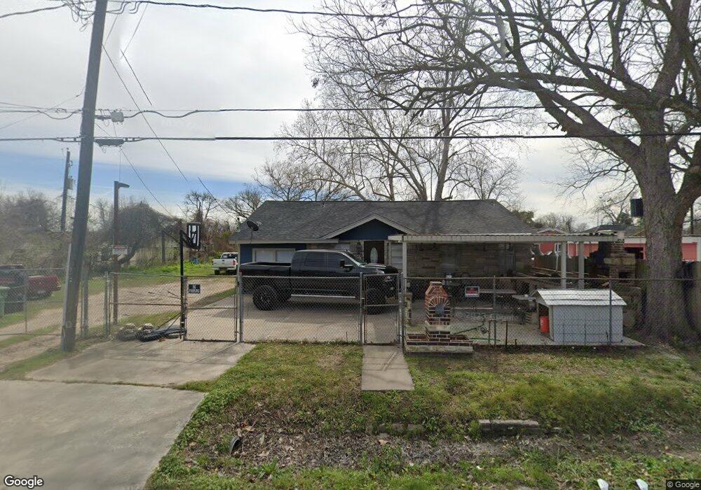 2514 Creston Dr, Houston, TX 77026 - photo 1