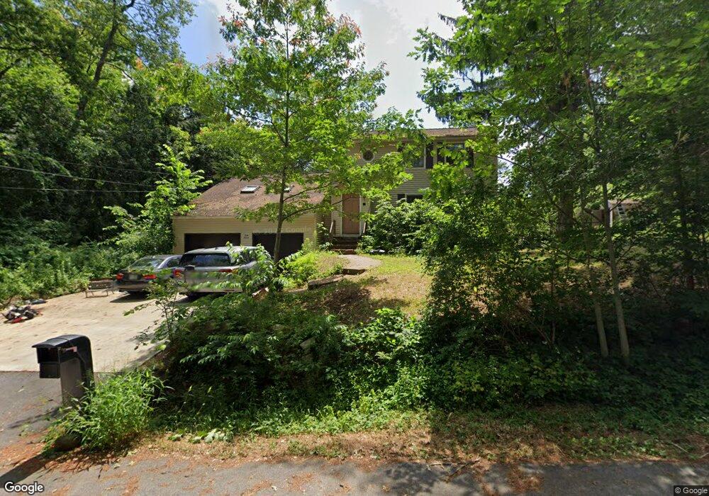 47 W Union St, Goffstown, NH 03045 - photo 1