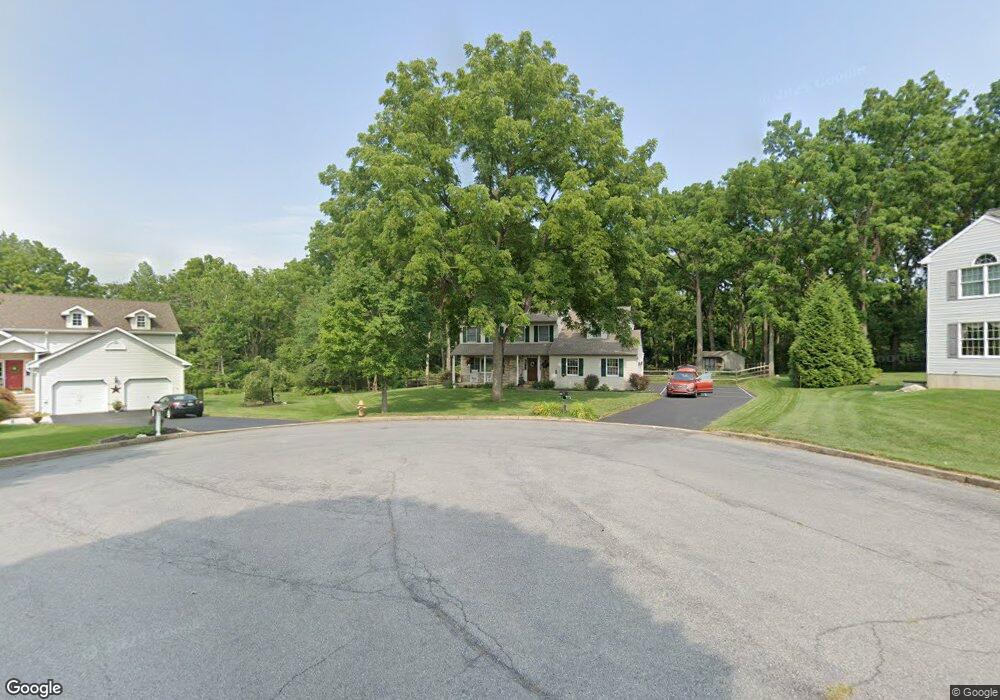 1660 Coventry Ct, Bethlehem, PA 18015 - photo 1