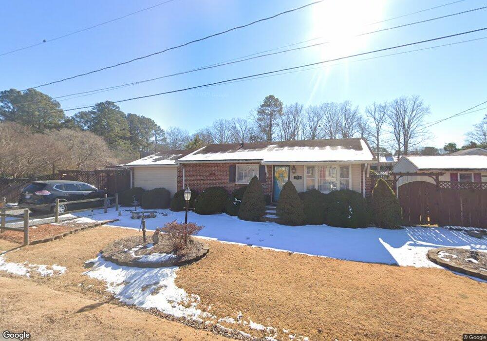 105 Westover Dr, Roanoke Rapids, NC 27870 - photo 1