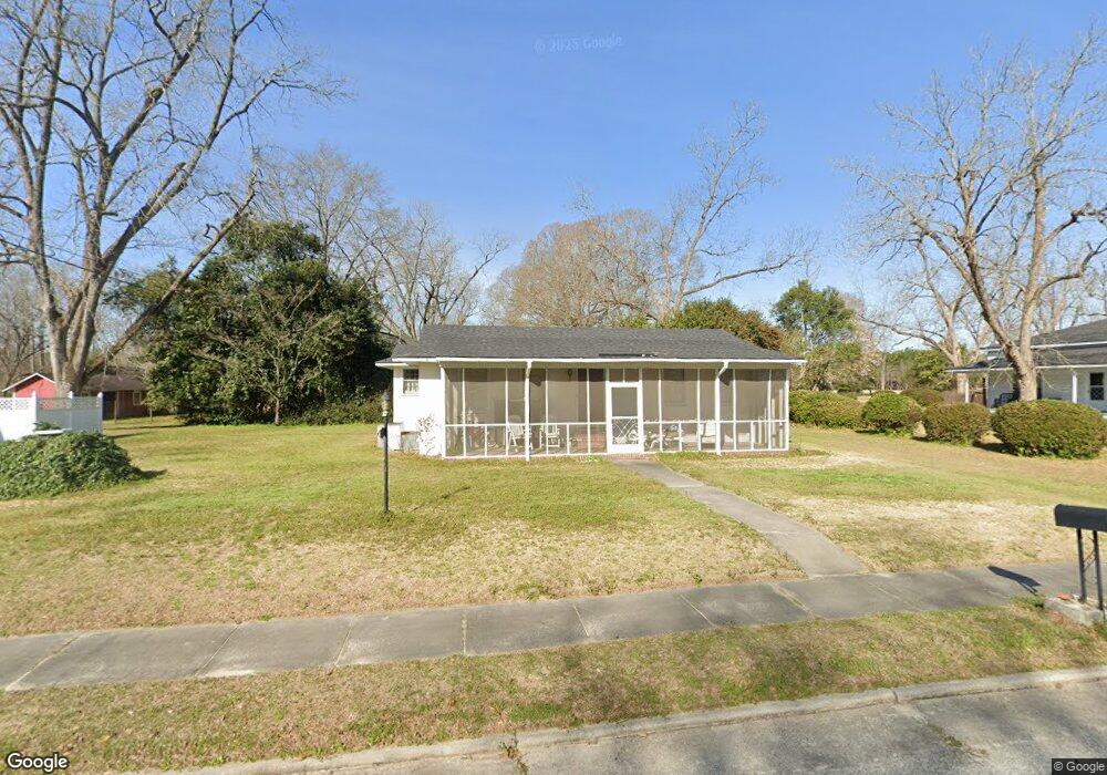 219 N Smith St, Claxton, GA 30417 - photo 1