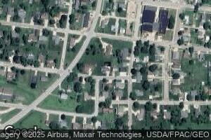 305 E Maple St, Calmar, IA 52132