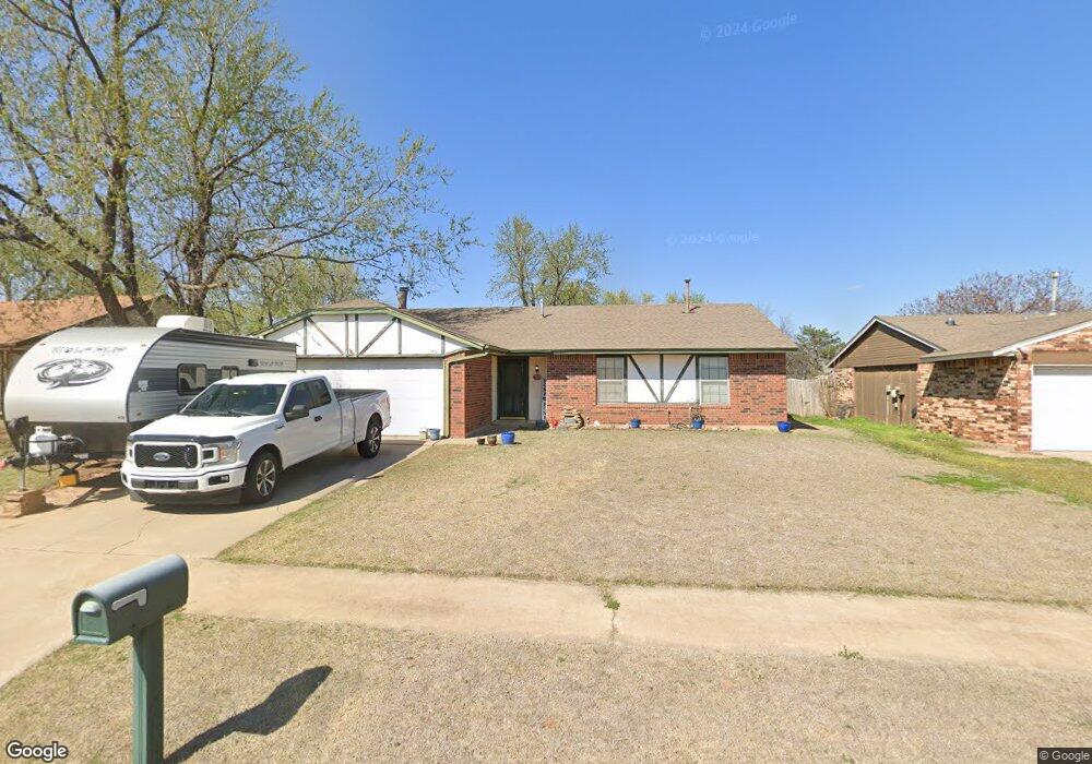 1421 NE 5th St, Moore, OK 73160 - photo 1