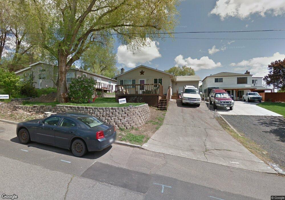 616 NW 6th St, Pendleton, OR 97801 - photo 1