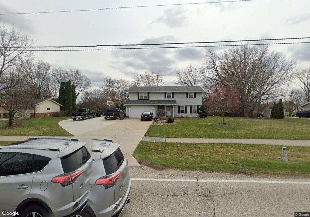 S70W13553 Tess Corners Dr, Muskego, WI 53150 - photo 1