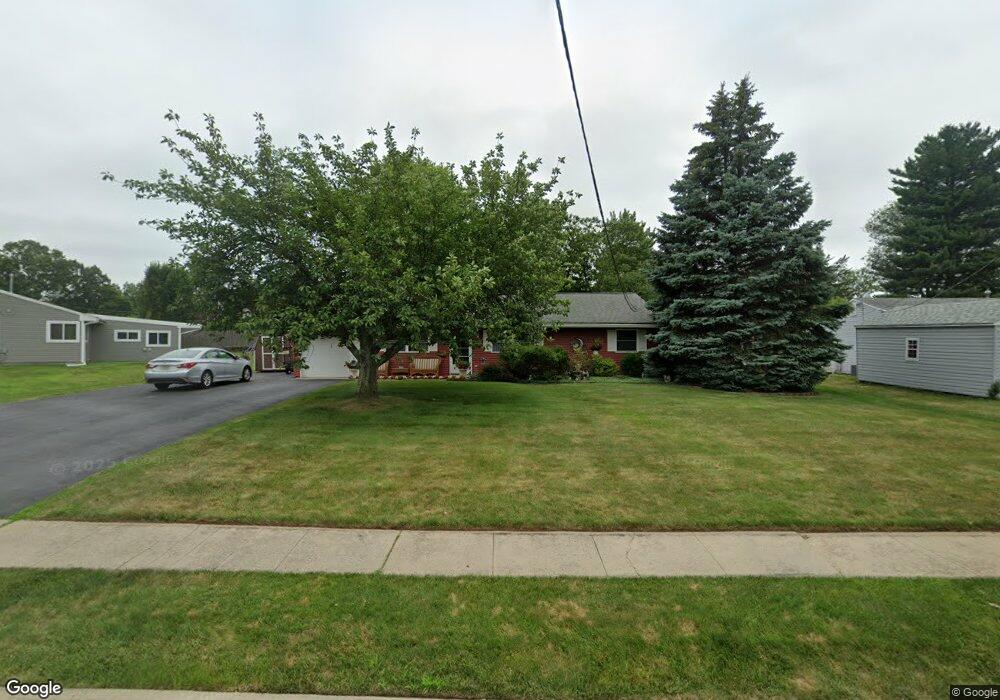 158 Kendall Rd, Kendall Park, NJ 08824 - photo 1