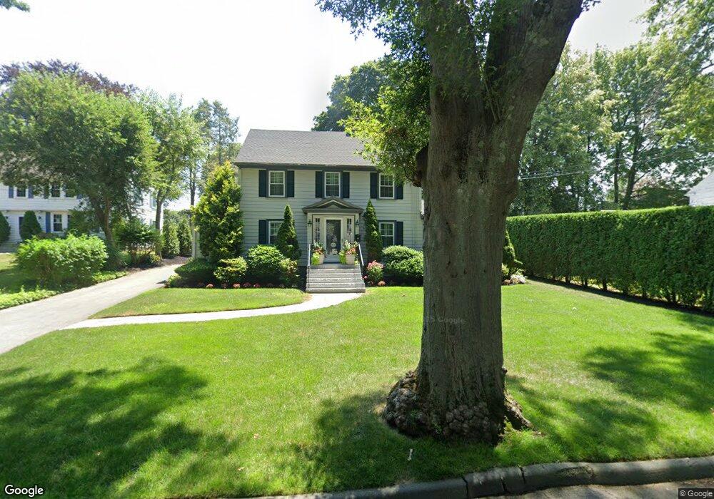 9 Everett Paine Blvd, Marblehead, MA 01945 - photo 1