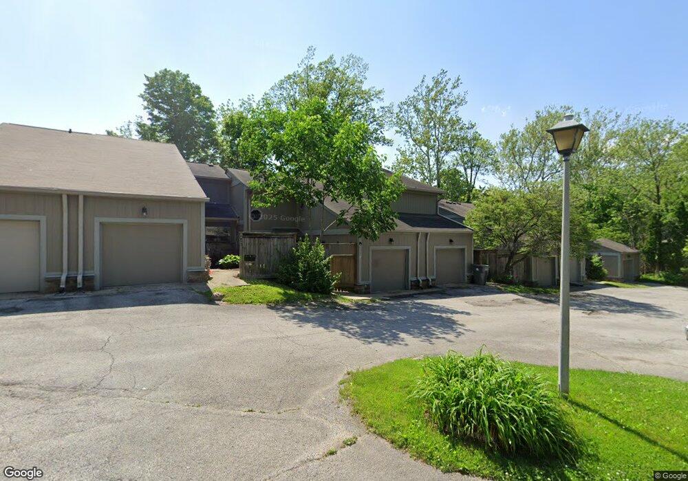 4258 Indian Pipe Trace unit 4, Indianapolis, IN 46237 - photo 1