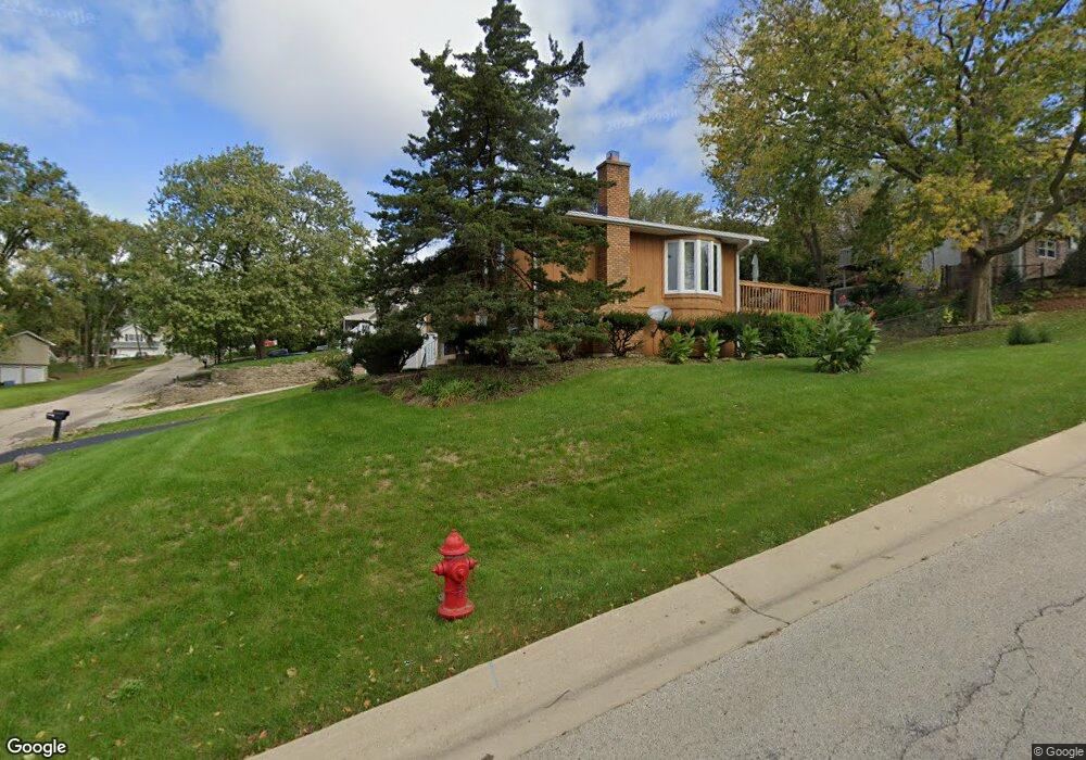 600 Huron Trail, Lake In the Hills, IL 60156 - photo 1