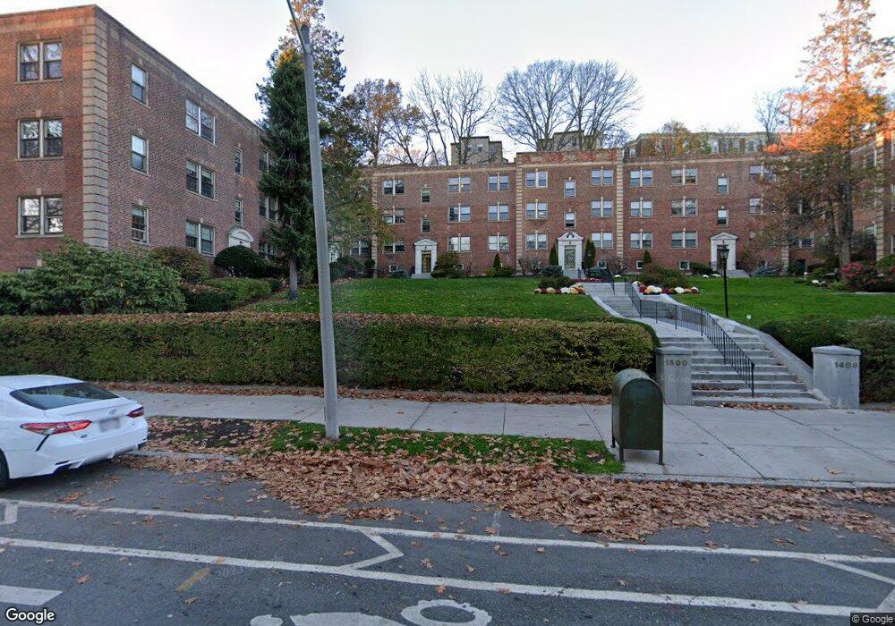 1498 Beacon St unit 3, Brookline, MA 02446 - photo 1