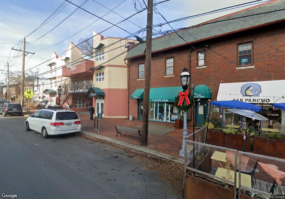 7054 Carroll Ave, Takoma Park, MD 20912 - photo 1