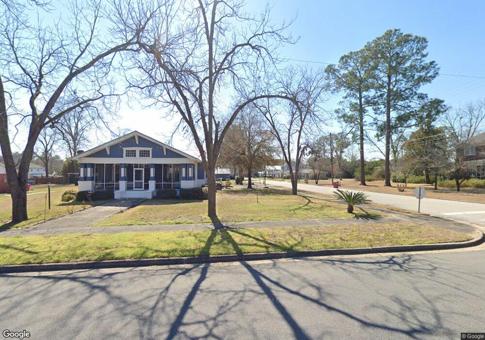 189 W Graham St, Mc Rae, GA 31055 - photo 1
