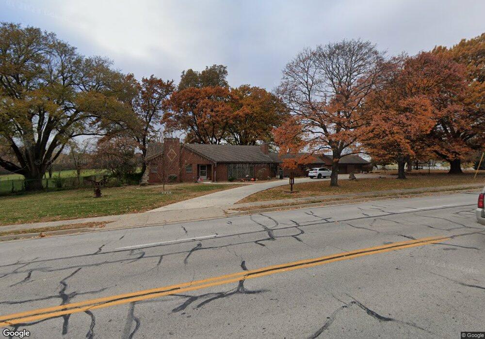 4818 Nieman Rd, Shawnee, KS 66203 - photo 1