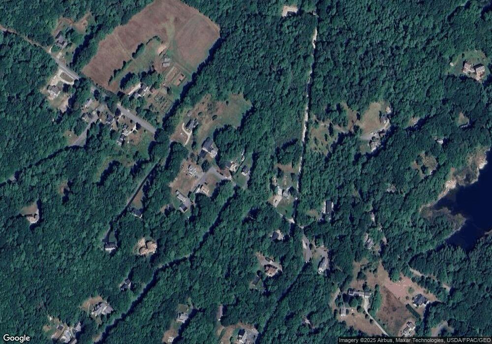 41 Pine St, Freeport, ME 04032 - photo 1