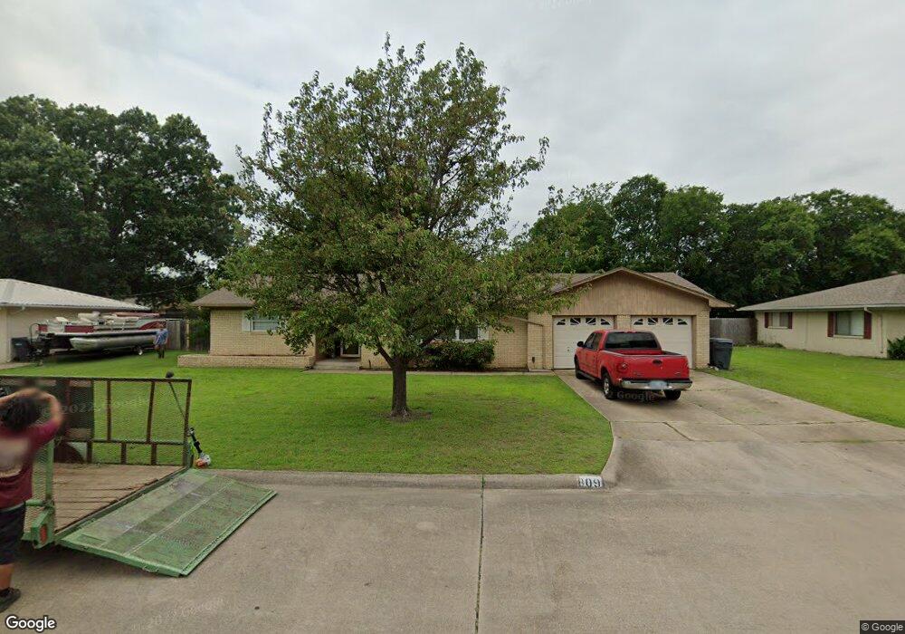 809 Pershing Dr E, Ardmore, OK 73401 - photo 1
