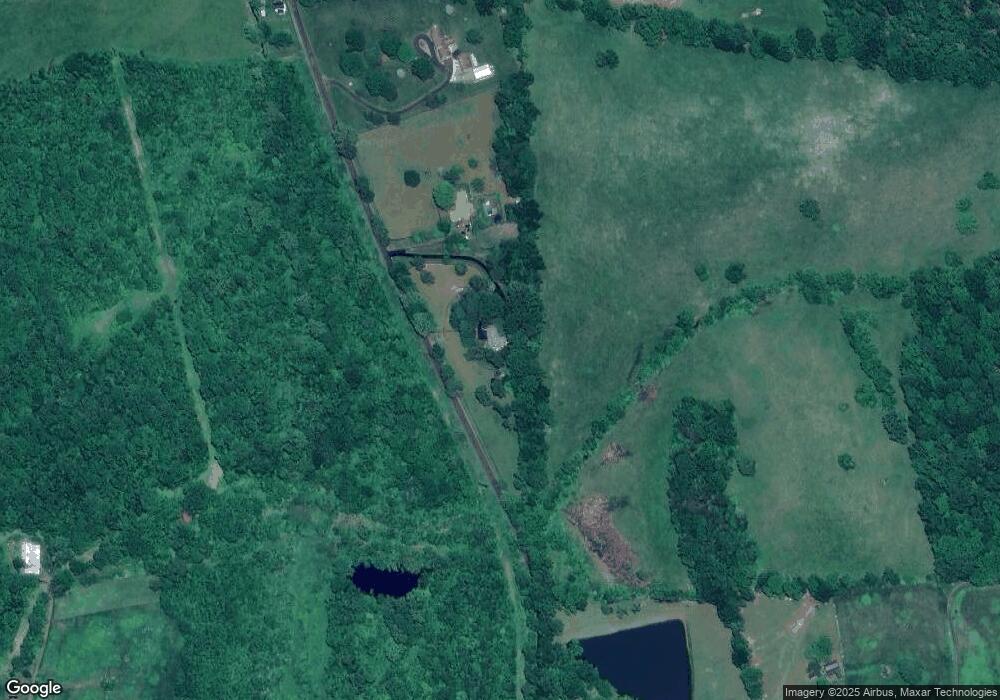 5621 Georgetown Rd, Broad Run, VA 20137 - photo 1