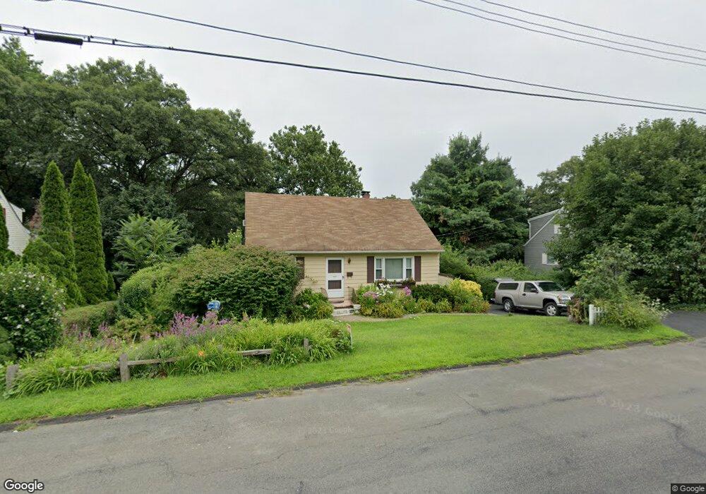 36 Cara Dr, Nanuet, NY 10954 - photo 1