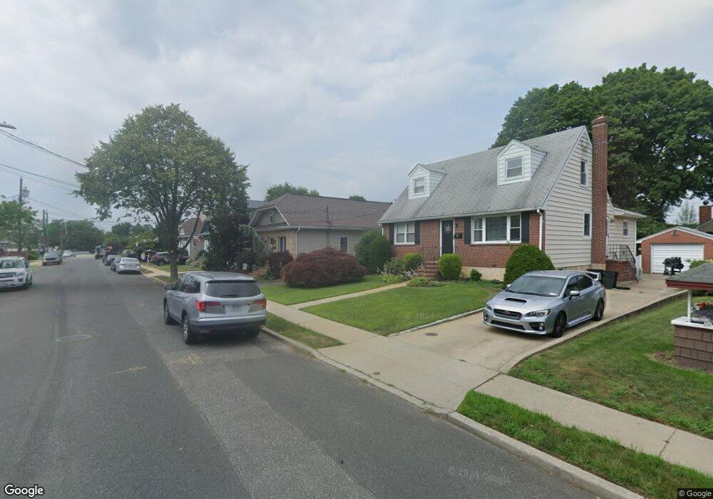 2605 Kenny Ave, Merrick, NY 11566 - photo 1