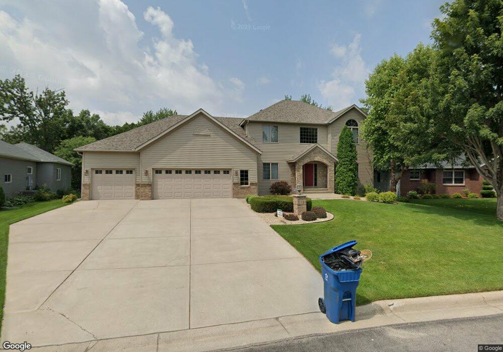 1823 Star Dr, Sauk Rapids, MN 56379 - photo 1