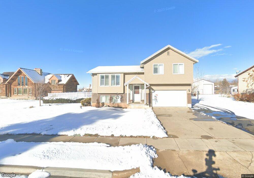3136 W 1925 N, Clearfield, UT 84015 - photo 1