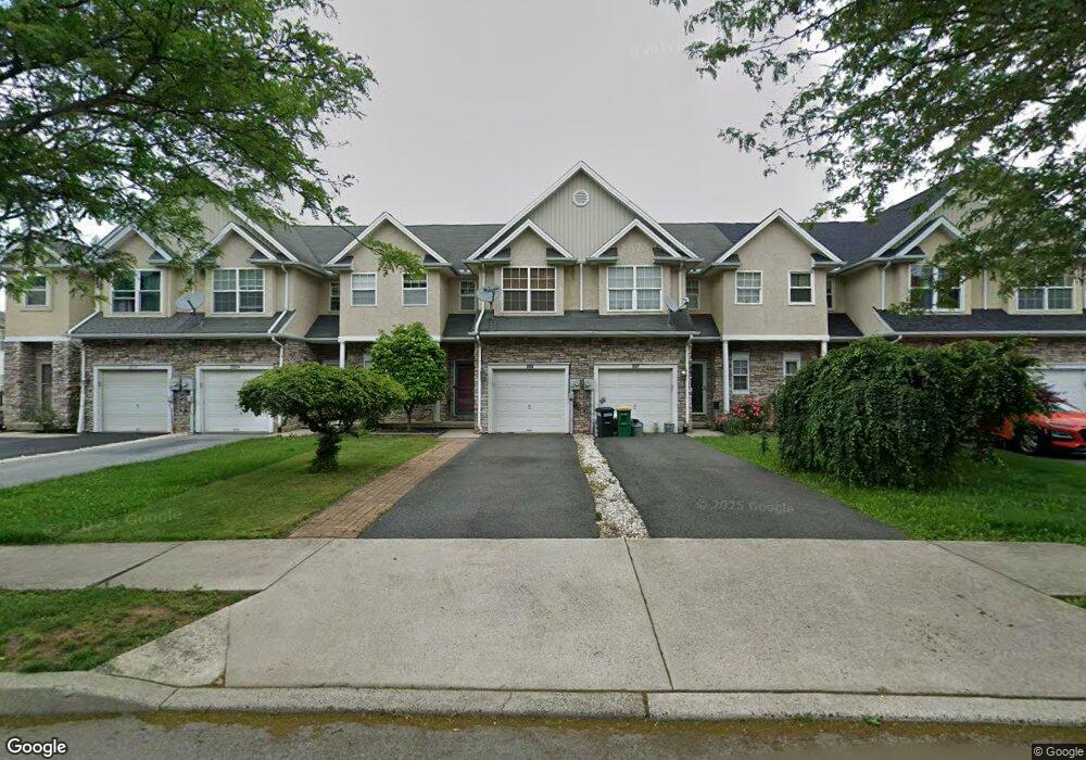 209 Maple Ct, Alburtis, PA 18011 - photo 1