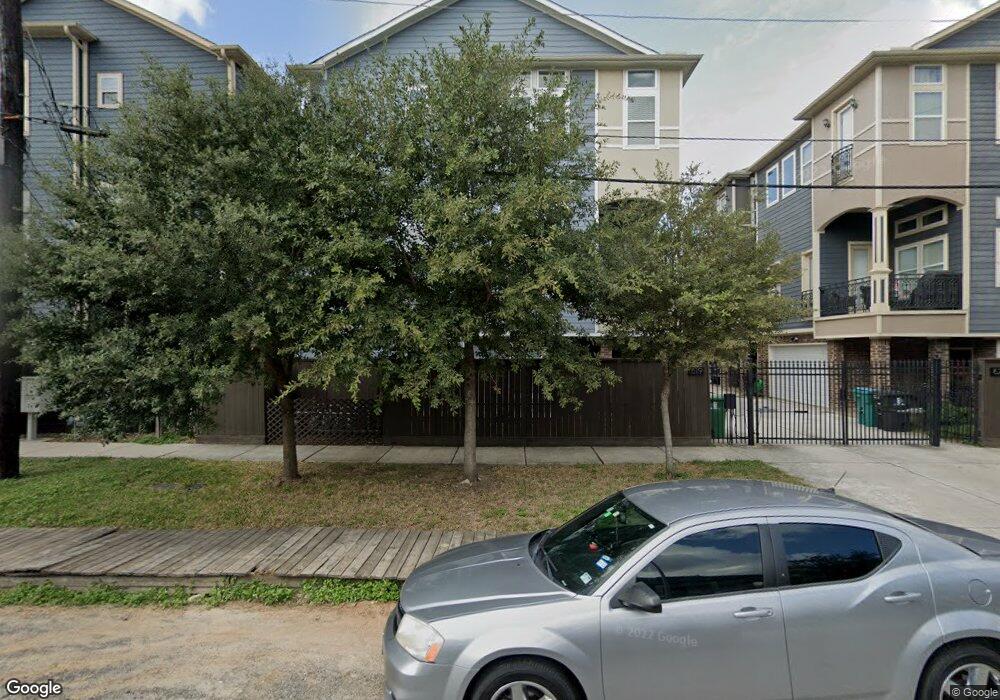 619D Rutland St, Houston, TX 77007 - photo 1