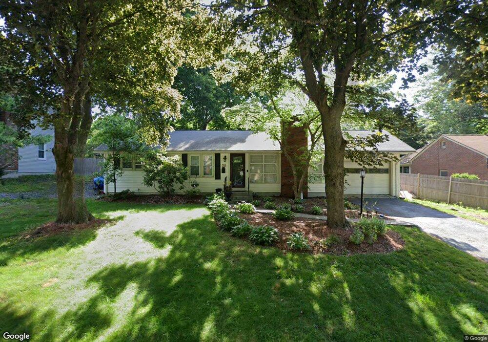 28 Kinnicutt Rd, Worcester, MA 01602 - photo 1