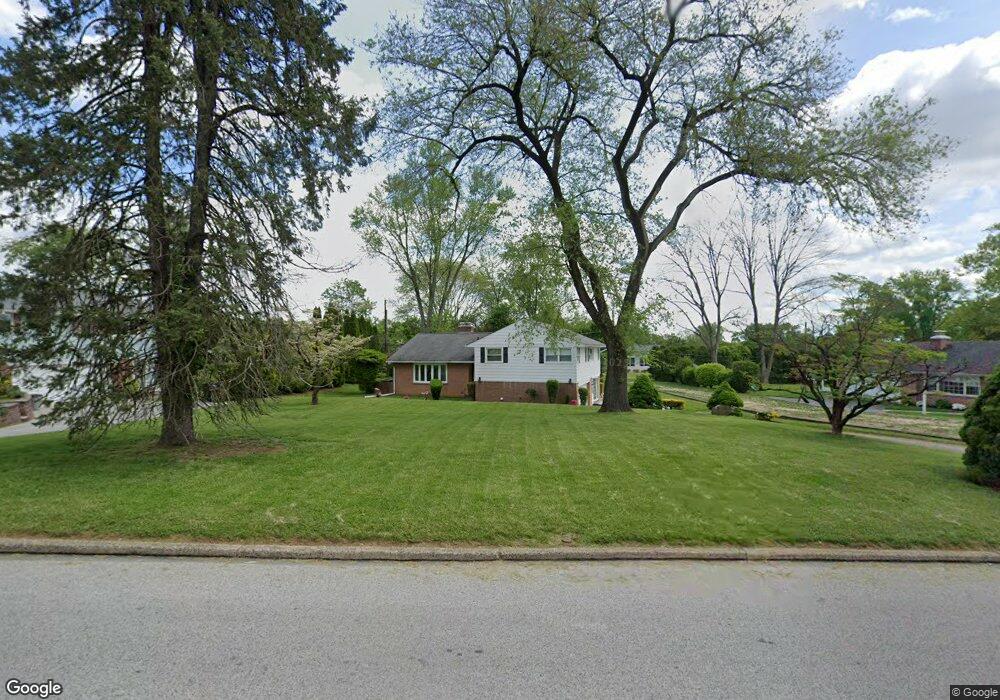 207 Robbins Ln, Newtown Square, PA 19073 - photo 1