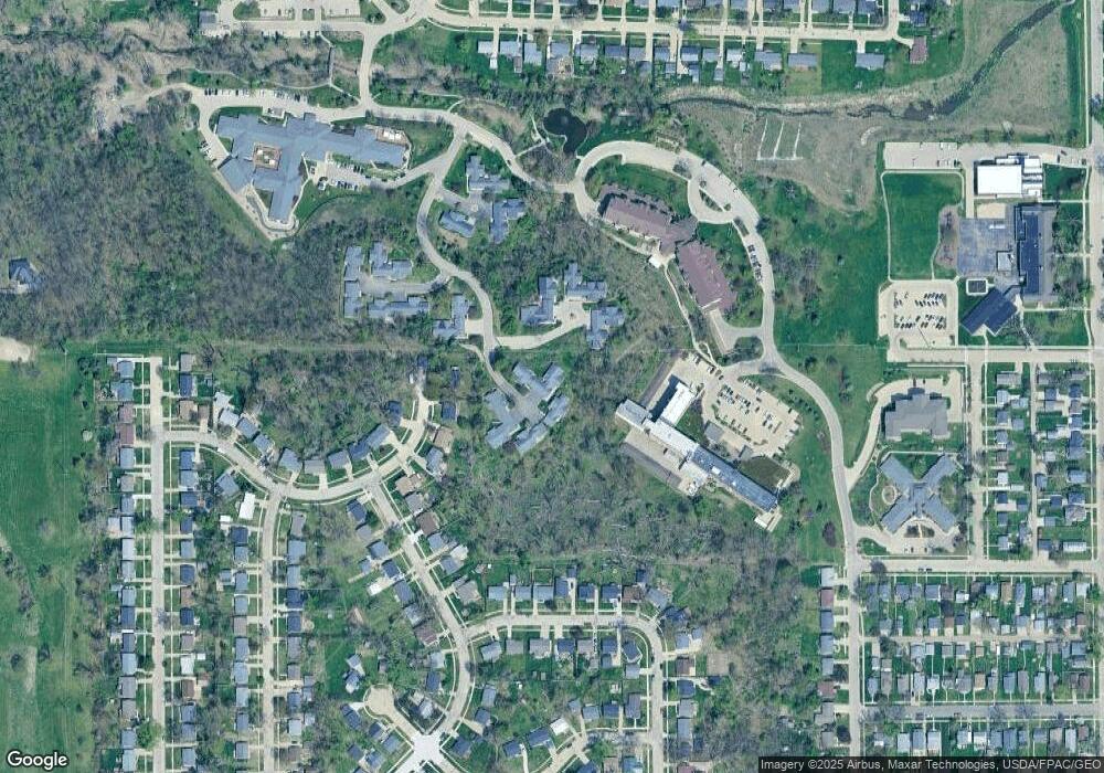 1211 Brendel Hill Dr NW, Cedar Rapids, IA 52405 - photo 1